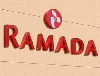 Ramada By Wyndham Florya מלון